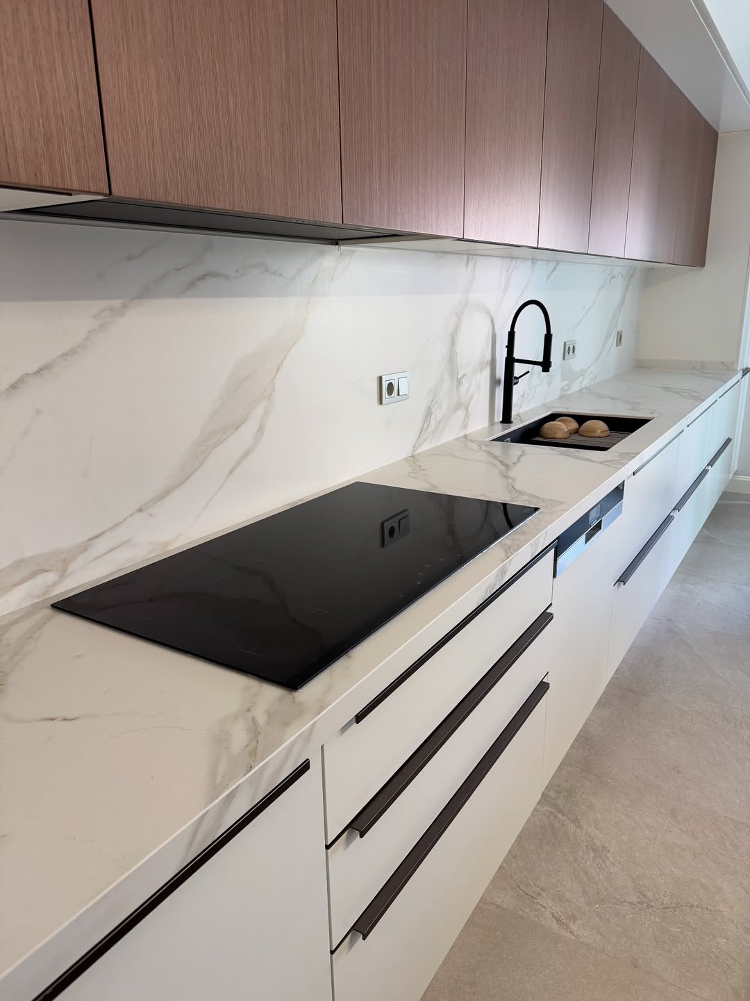 Neolith Calacatta Roma Surfaces Offer Durability and Style in Istanbul