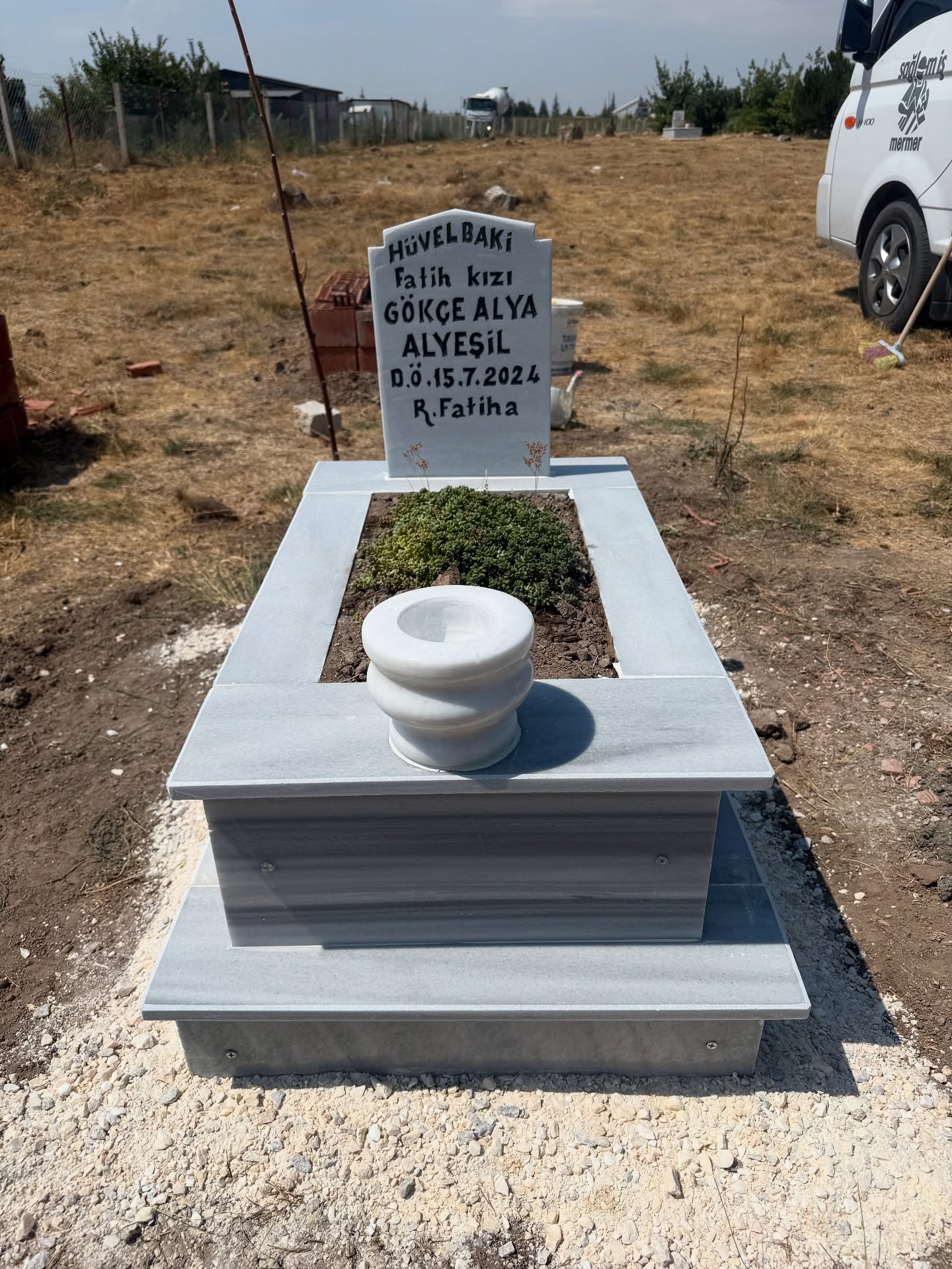 Company Completes Child's Tomb Installation in Antalya